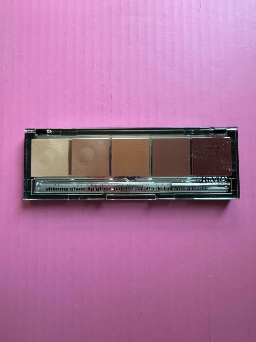 Revlon Shine Lip Gloss Palette Nude Shimmy Limited Edition NEW .23oz 6.5g